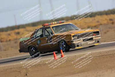 media/Oct-02-2022-24 Hours of Lemons (Sun) [[cb81b089e1]]/915am (I-5)/